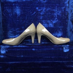 Taupe Patent Leather Pumps Size 6